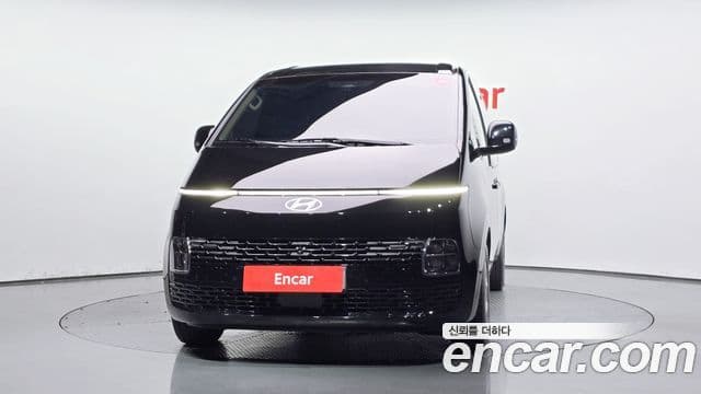 Hyundai Staria 3