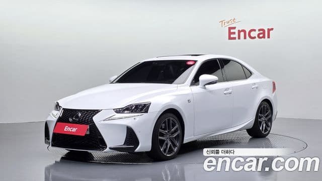 Lexus New IS300 1