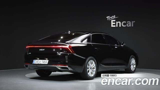 Kia K8 2