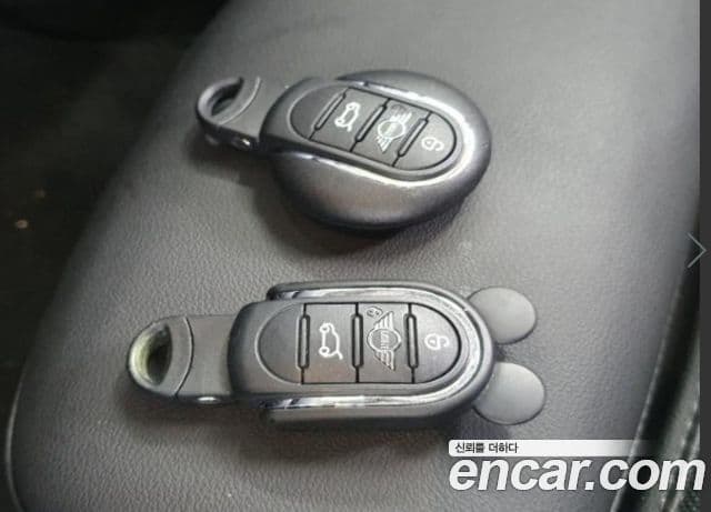 MINI Cooper 4