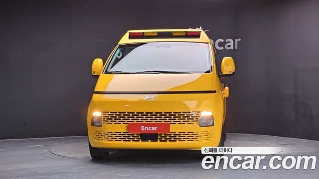 Hyundai Staria 3