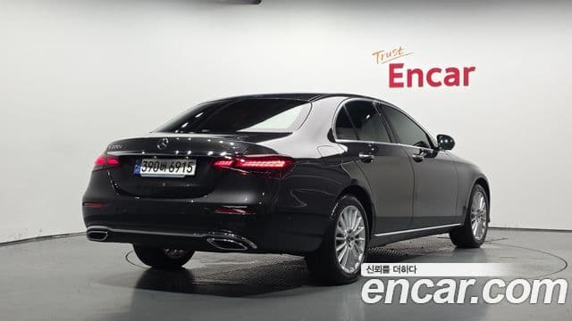 Mercedes-Benz E-Class W213 2