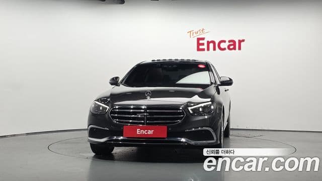 Mercedes-Benz E-Class W213 3