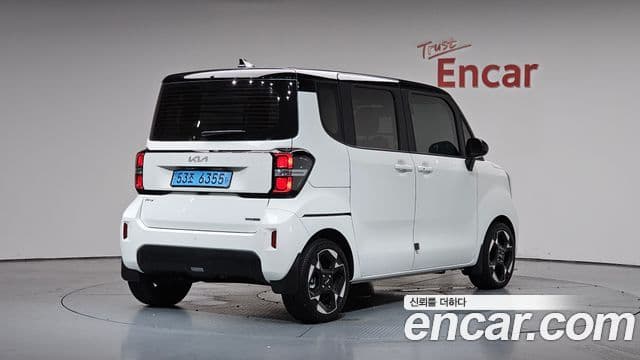 Kia The New Kia Ray EV 2