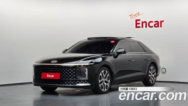 Hyundai Grandeur (GN7) 1