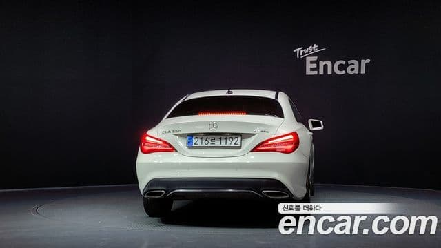 Mercedes-Benz CLA-Class C117 4