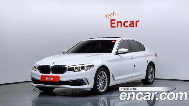 BMW 5 Series (G30) 1