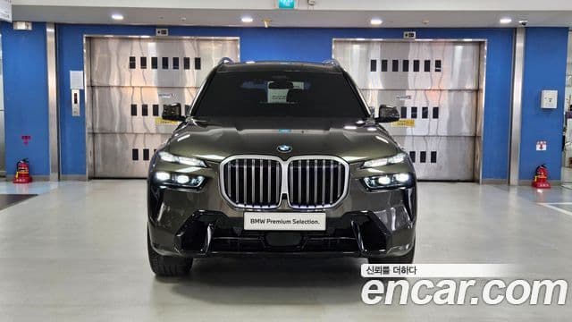 BMW X7 (G07) 3