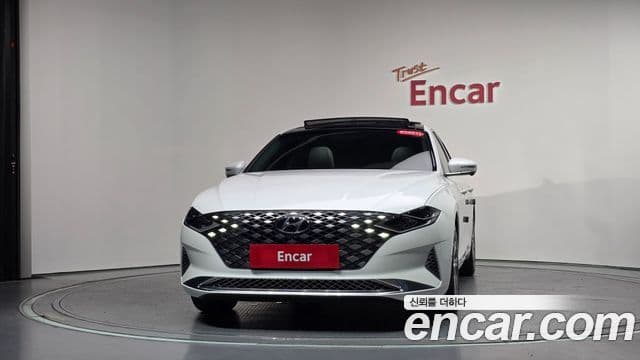 Hyundai The New Grandeur IG Hybrid 3