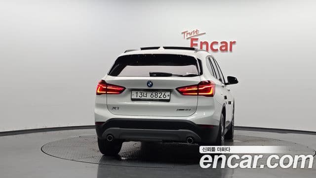 BMW X1 (F48) 4