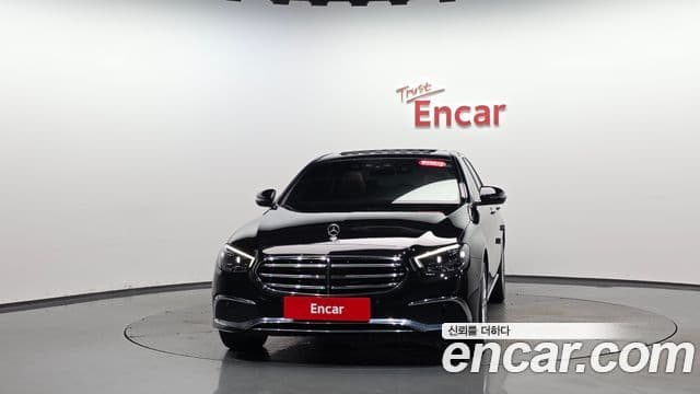 Mercedes-Benz E-Class W213 3