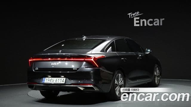 Kia K8 Hybrid 2