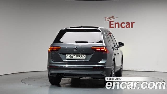 Volkswagen Tiguan 2nd Gen 4