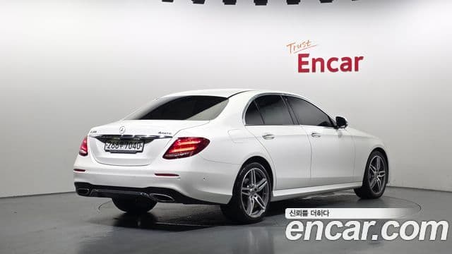 Mercedes-Benz E-Class W213 2