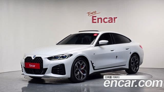BMW 4 Series (G22)