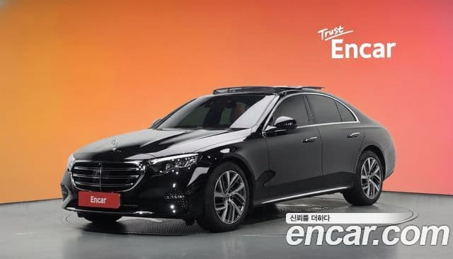 Mercedes-Benz E-Class W214