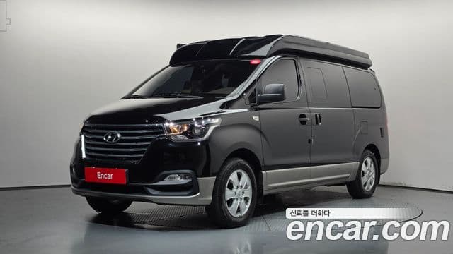 Hyundai The New Grand Starex