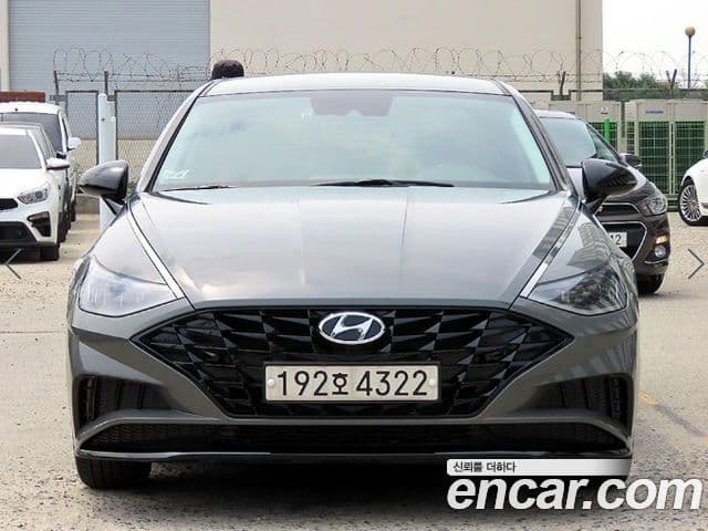 Hyundai Sonata (DN8)