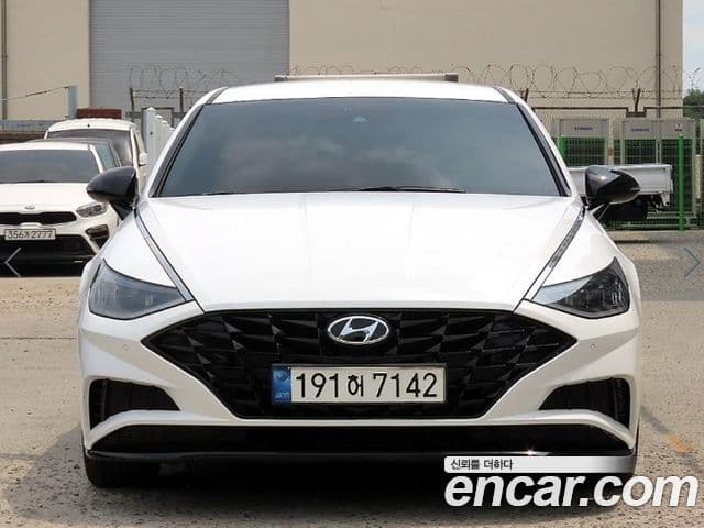 Hyundai Sonata (DN8)