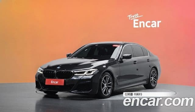 BMW 5 Series (G30)