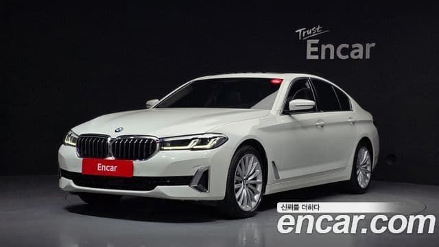 BMW 5 Series (G30)