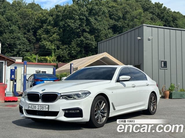 BMW 5 Series (G30)