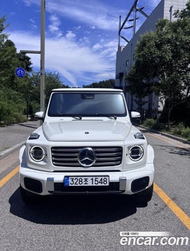 Mercedes-Benz G-Class W465