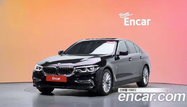 BMW 5 Series (G30)