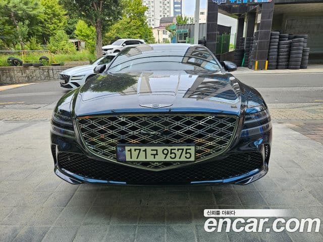 Genesis G80 (RG3)