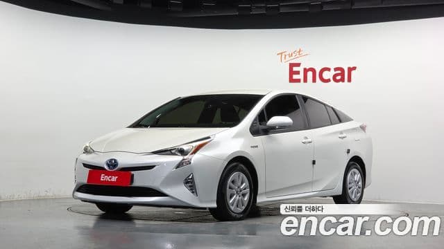 Toyota Prius 4th Gen