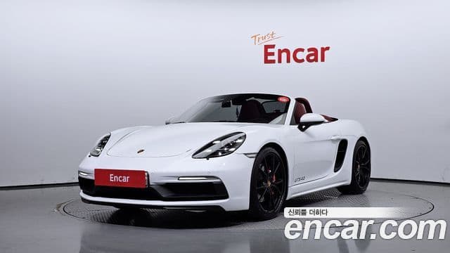Porsche 718 Boxster — 1