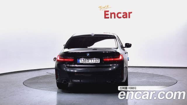 BMW 3 Series (G20) 4
