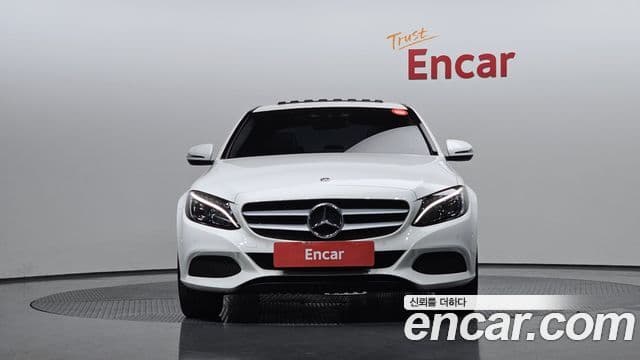 Mercedes-Benz C-Class W205 2