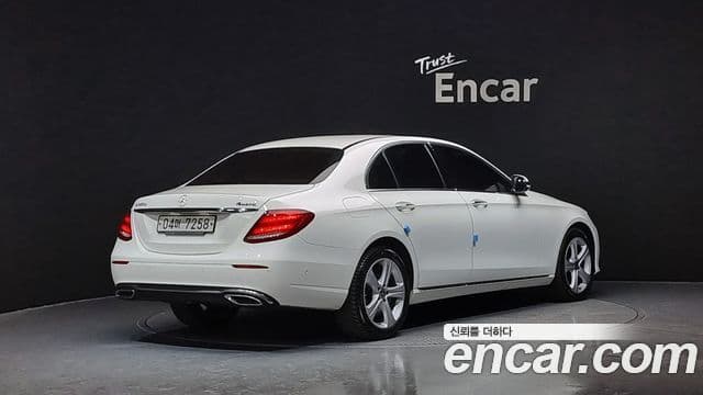 Mercedes-Benz E-Class W213 2