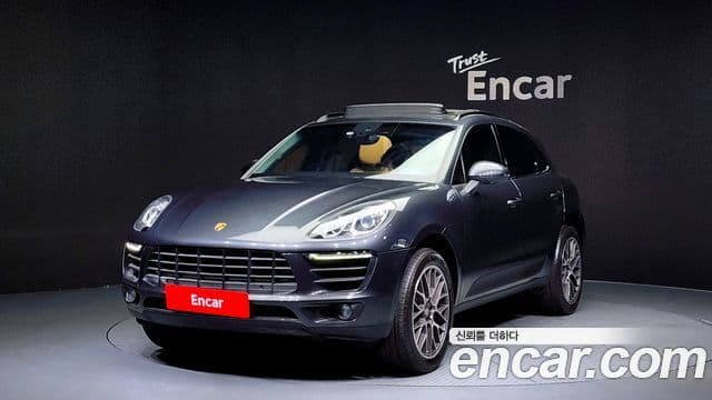 Porsche Macan 1