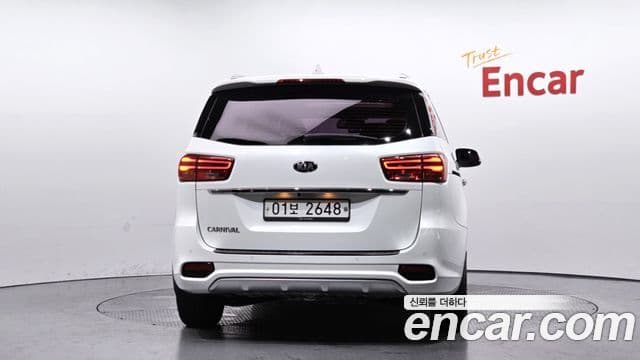 Kia The New Carnival 4