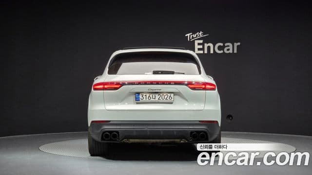 Porsche Cayenne (PO536) 4