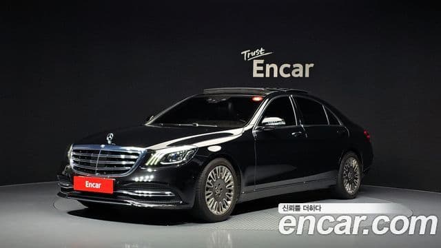 Mercedes-Benz S-Class W222 1