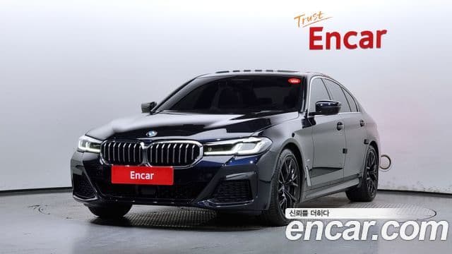 BMW 5 Series (G30) 1