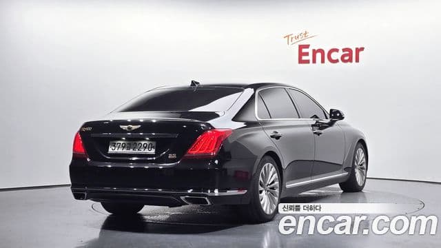 Genesis EQ900 2