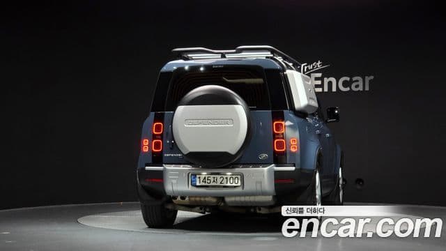 Land Rover 디펜더 (L663) 3