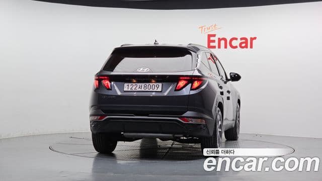 Hyundai Tucson (NX4) 3
