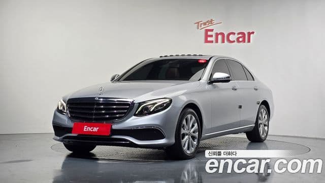 Mercedes-Benz E-Class W213 1