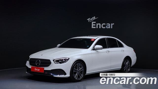 Mercedes-Benz E-Class W213 1