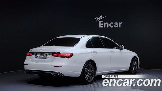 Mercedes-Benz E-Class W213 2