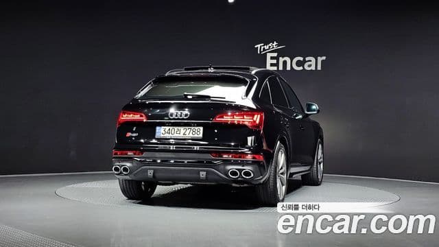 Audi SQ5 (FY) 3