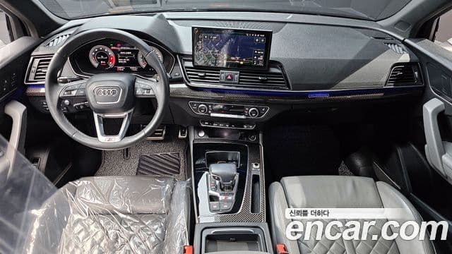 Audi SQ5 (FY) 4