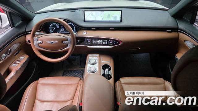 Genesis GV70 4