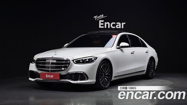 Mercedes-Benz S-Class W223 1