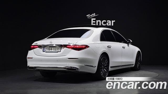 Mercedes-Benz S-Class W223 2